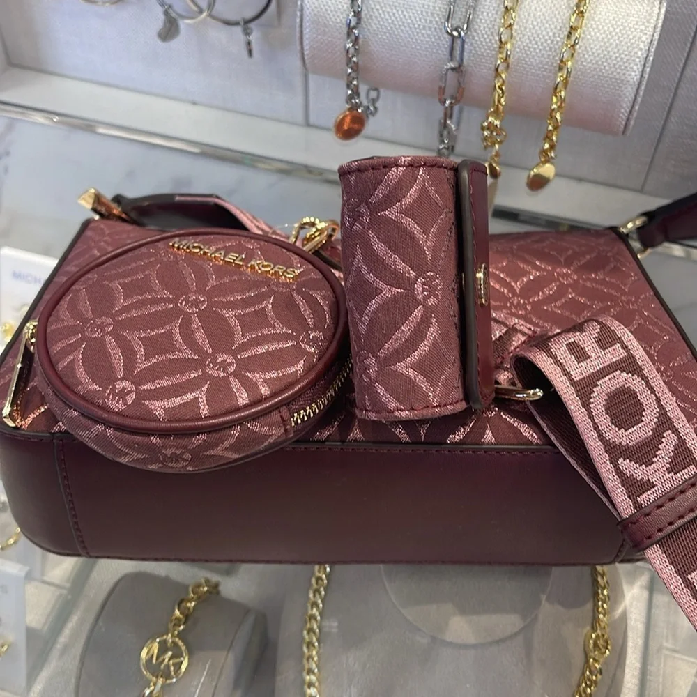 MICHAEL KORS Jet Set Travel Small Logo Jacquard Crossbody With Tech Attach -